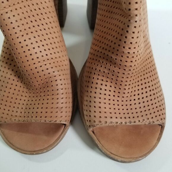 Steve Madden Womens Ankle Boot Size 8 Tala Peep Toe Block Stacked Heel Tan - Picture 9 of 12